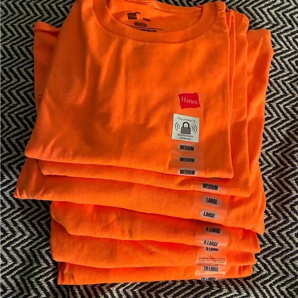 Hanes Orange Short Sleeve T Shirts NEW + Many Sizes - Picture 1 of 3